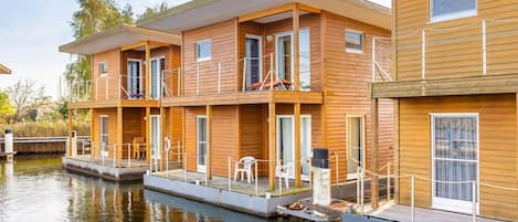 Mobile Home | Exterior