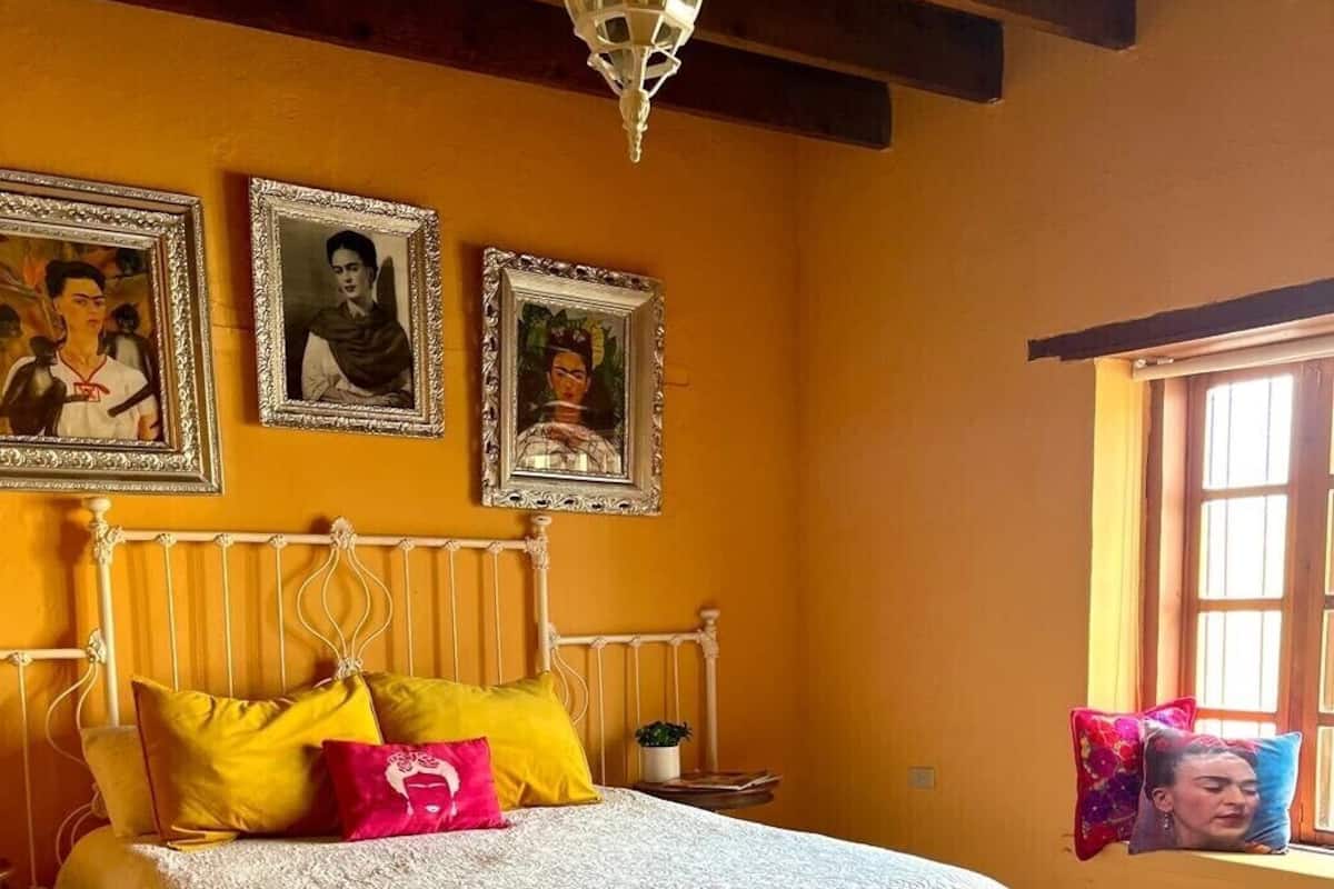Double Room, Garden View | Desk, free WiFi