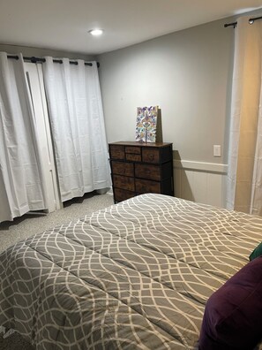 2 quartos, Wi-Fi de cortesia, roupa de cama