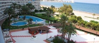 Cozy apartment in first line of beach.