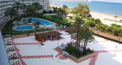 Cozy apartment in first line of beach.