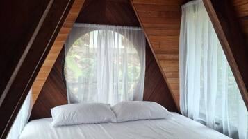 2 camere, una scrivania, Wi-Fi, lenzuola