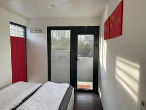Mobile Unterkunft | 2 Schlafzimmer, individuell eingerichtet, Bettwäsche