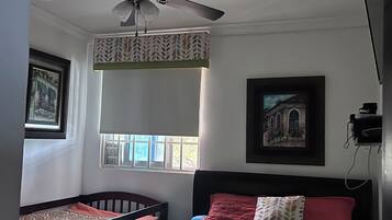 3 bedrooms, travel crib, WiFi, wheelchair access