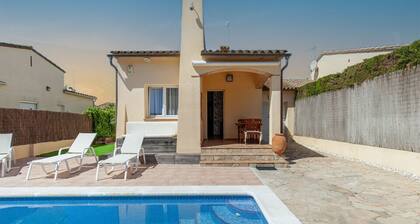 Maravillosa villa cerca de la playa de Sant Pere Pescador