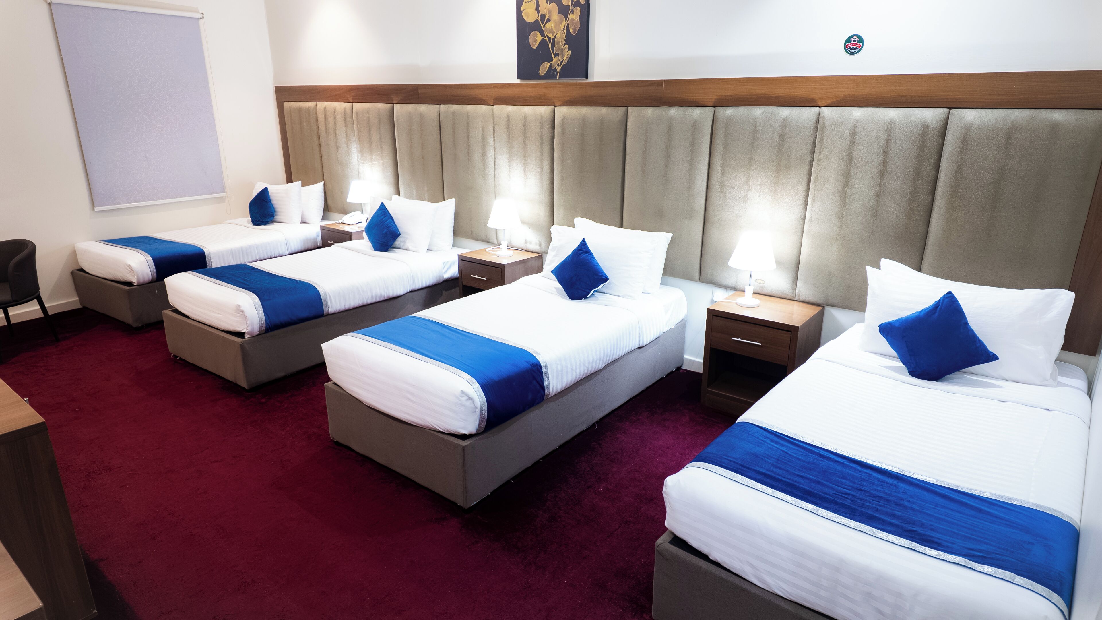 Deluxe Quadruple Room | Cadar kapas Mesir, peralatan tempat tidur premium, tilam berlapik 