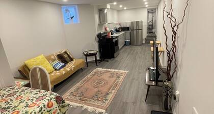 FULLY PRIVATE 1 Bedroom Basement Unit