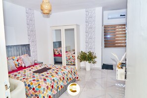 1 dormitori, planxa i posts de planxar, wifi gratuïta i roba de llit