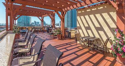 Resort Condo 1.3miles from Comic-Con