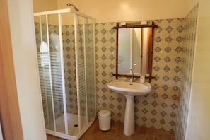 Shower, eco-friendly toiletries, hair dryer, soap
