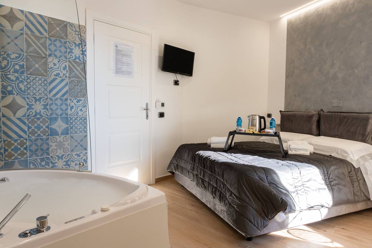 Studio Suite, Partial Sea View | Kalis bunyi, Wi-fi percuma 