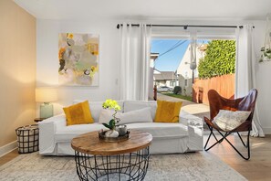 تلفزيون، كُتُب