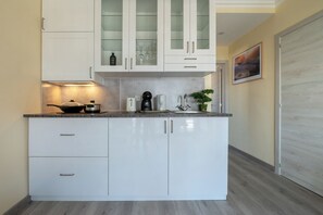 Interior - One bedroom and one living room apartments in Estoril Beach Villas (Estoril)