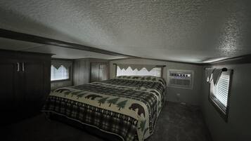 3 habitaciones, cuna de viaje, wifi y ropa de cama
