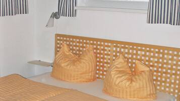 3 bedrooms, individually furnished, bed sheets