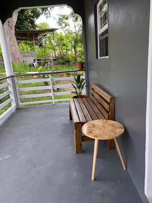Terrace/patio - Vee's Country Apartments (Micoud)