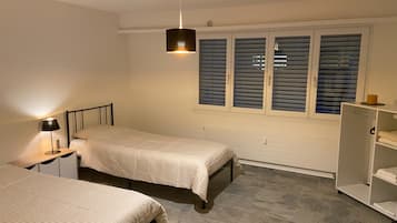 2 chambres, fer et planche Ă  repasser, Wi-Fi, draps fournis