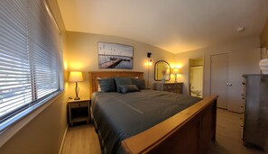 2 bedrooms, iron/ironing board, travel crib, free WiFi - Cozy condo in Sparks, NV close to dining, shopping, and entertainment.  (Sparks)