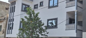 Room-deluxe 2 Bed Rooms Apartment In Cot