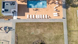 Apartment | Garden - Apartment Close to the Beach, With Pool (Dziwnów)