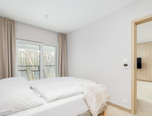 Apartment - Apartment Close to the Beach, With Pool (Dziwnów)