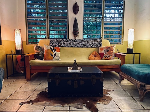 BEST LOCATION-CASA MANGÓ 
Charming 2-bedroom apartment with WiFi 
>Pet friendly<