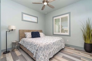 3 Schlafzimmer, Bügeleisen/Bügelbrett, Reisekinderbett, WLAN