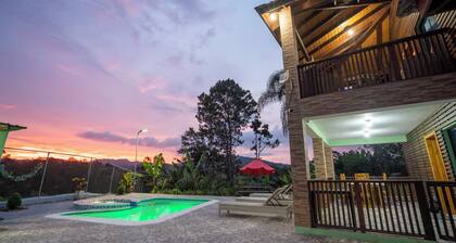 3-bedroom villa in charming Jarabacoa Jumunuco with AC, WiFi