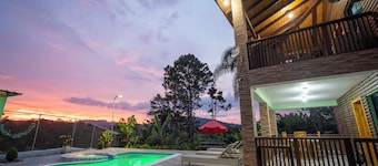 3-bedroom villa in charming Jarabacoa Jumunuco with AC, WiFi