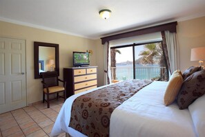 3 soverom, strykejern/-brett, wi-fi og sengetøy