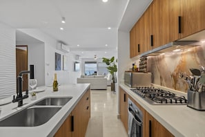 Fridge, microwave, oven, stovetop