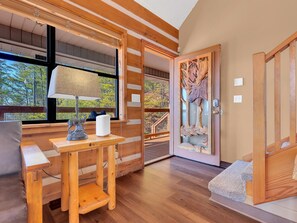 Cabane, plusieurs lits (Smoky View Top Shelf #2042) | Intérieur