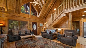 Cabin, Multiple Beds (Mountain Paws #526) | Interior - Mountain Paws #526 (Sevierville)