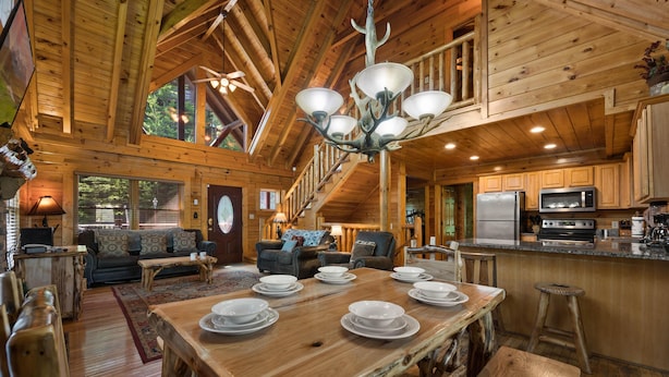 Cabin, Multiple Beds (Mountain Paws #526) | Interior - Mountain Paws #526 (Sevierville)