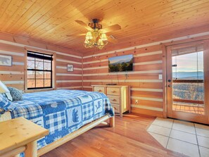 Cabane, plusieurs lits (Smoky View with a Twist #2030)