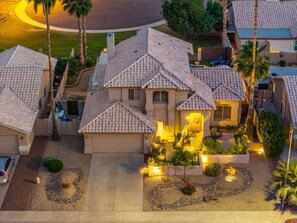 المنشأة من الخارج