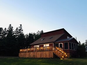 Exterior - Sunset View Cottage. South Shore of PEI. Sleeps 7. Pet friendly! (Canoe Cove)