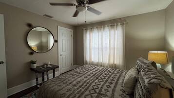 3 camere, ferro/asse da stiro, Wi-Fi gratuito, lenzuola