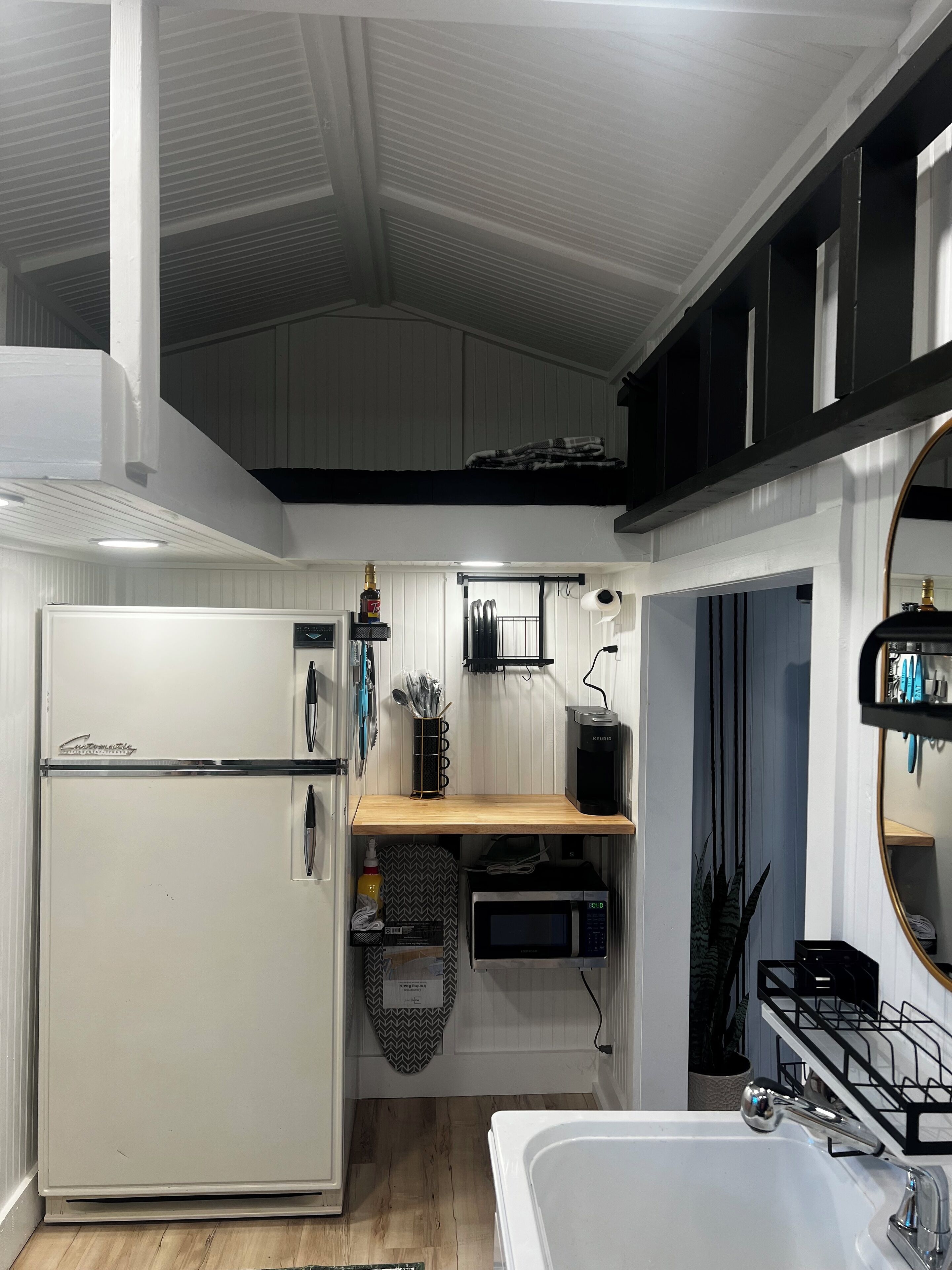 Frigorifero, microonde, macchina per tè/caffè