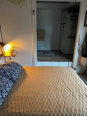 1 bedroom, desk, iron/ironing board, free WiFi