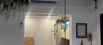 Tiny Home Alley Delight! Truly one of kind! 