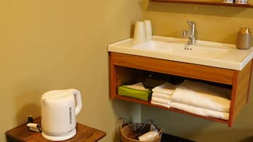 Elite Apartment, Patio, City View | Soundproofing, free WiFi