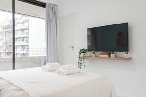 Apartment (D) | 1 bedroom, desk, laptop workspace, iron/ironing board - MOT ARHAUS (Buenos Aires)