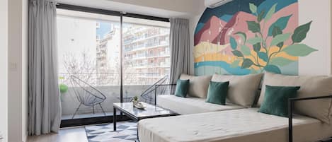 Apartment (B) | Living area | TV