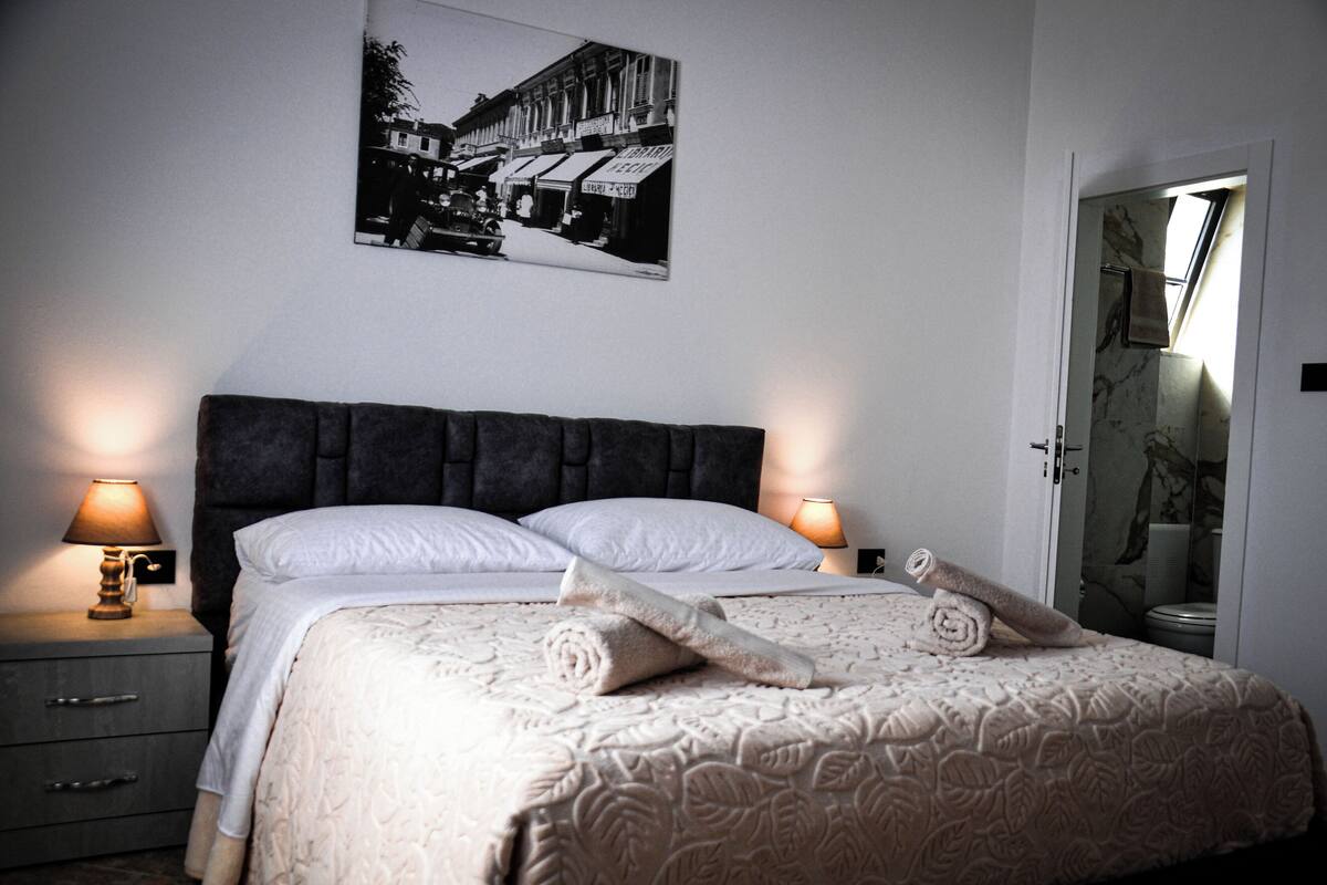 Standard Double Room, City View | Blackout curtains, soundproofing, free WiFi