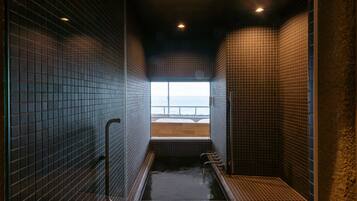 Design Twin Room, 2 Bedrooms, Non Smoking, Sea View | Bathroom | Spring water bathtub, free toiletries, hair dryer, slippers