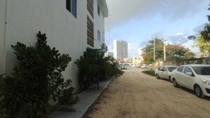 واجهة المنشأة