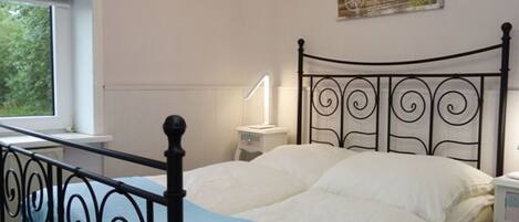 3 chambres, draps fournis