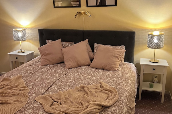 Habitación básica doble | Tabla de planchar con plancha y wifi gratis