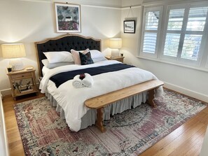 2 chambres, fer et planche à repasser, lit parapluie, Wi-Fi gratuit